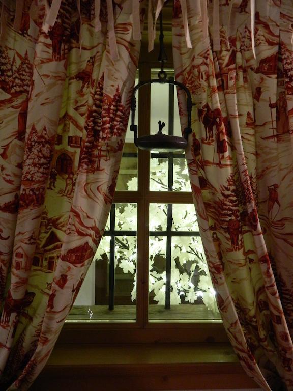 מואנה Ciasa Mancin Suite-Apartments מראה חיצוני תמונה